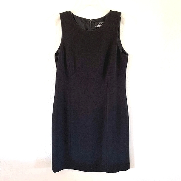 Casual Corner Dresses & Skirts - Vintage Black Casual Corner Shift Dress 8